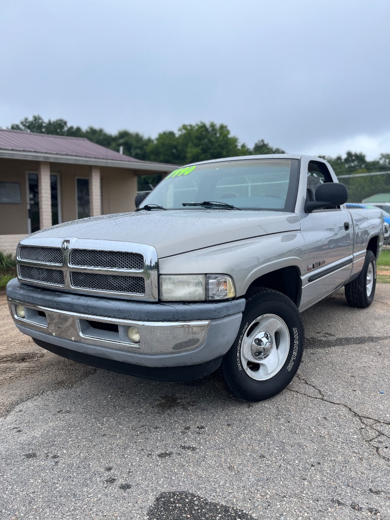 2001 Dodge Ram - $7,900