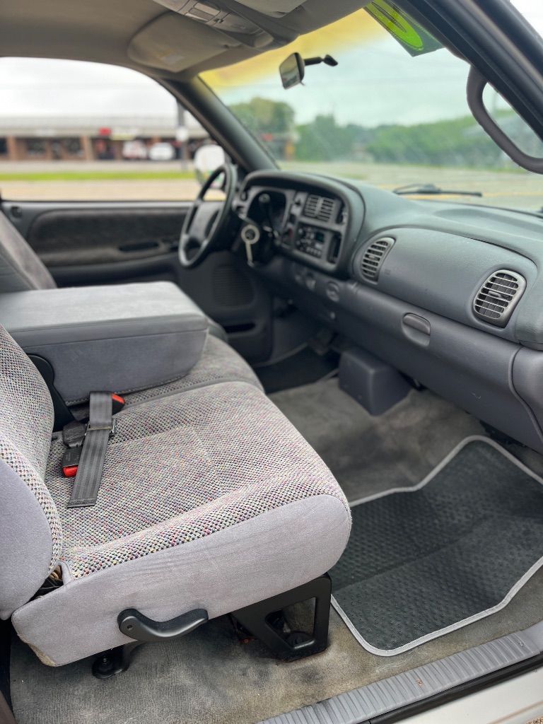2001 Dodge Ram - $7,900