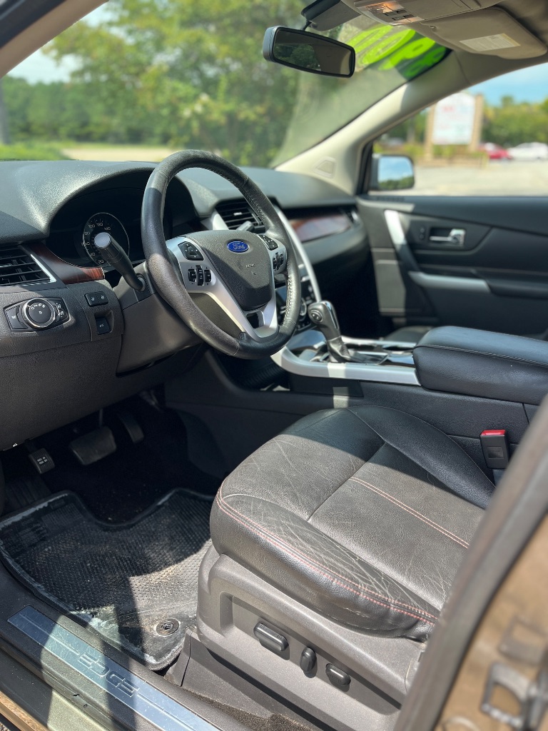 2014 Ford Edge - $8,900