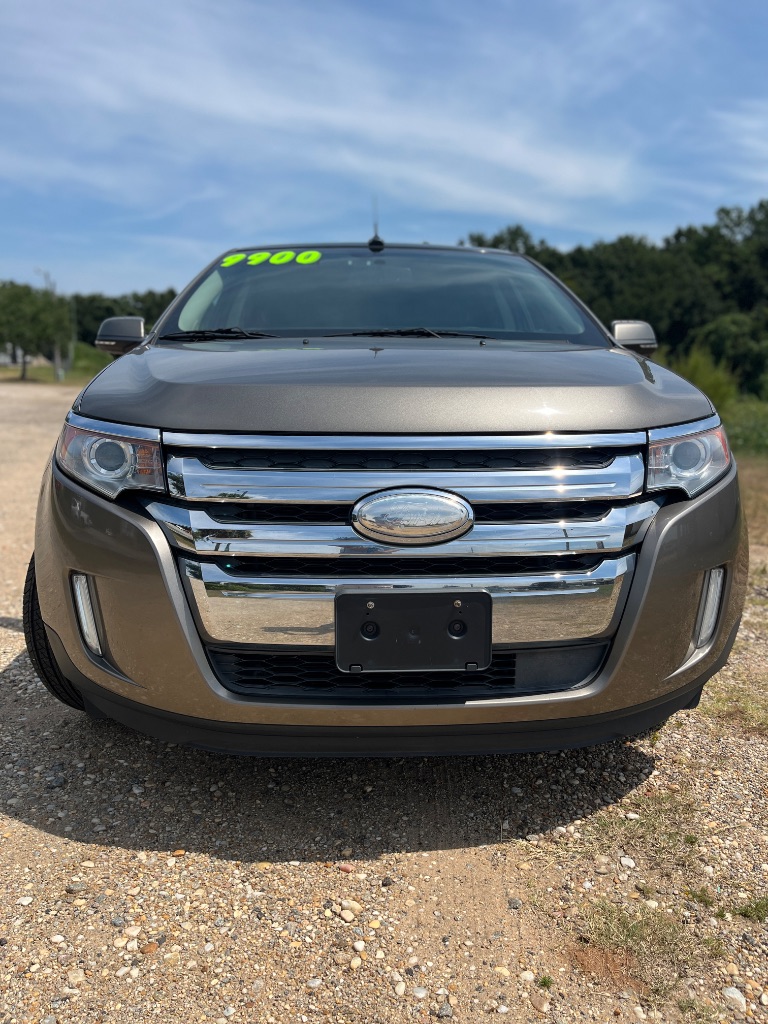 2014 Ford Edge - $8,900