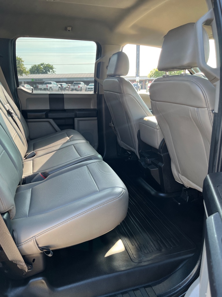 2019 Ford F-150 - $15,900