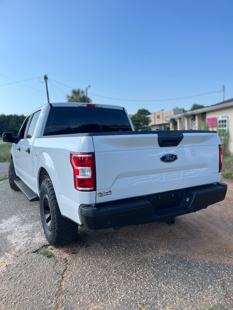 2019 Ford F-150 - $15,900