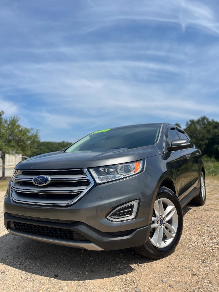 2016 Ford Edge - $9,900