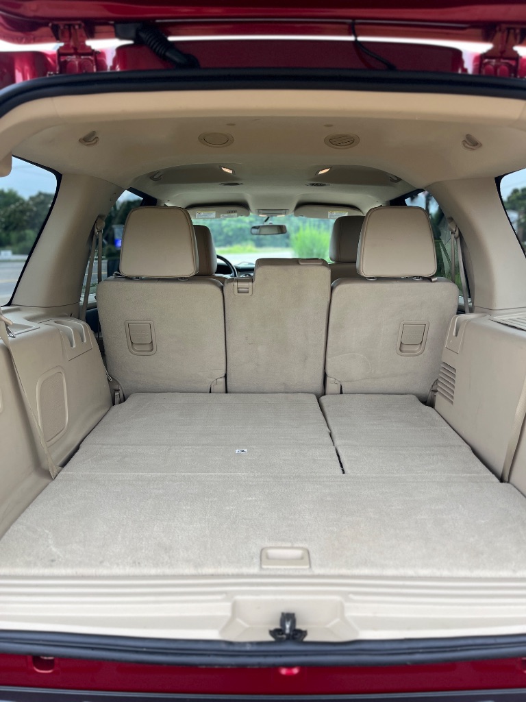 2016 Ford Expedition - $14,900