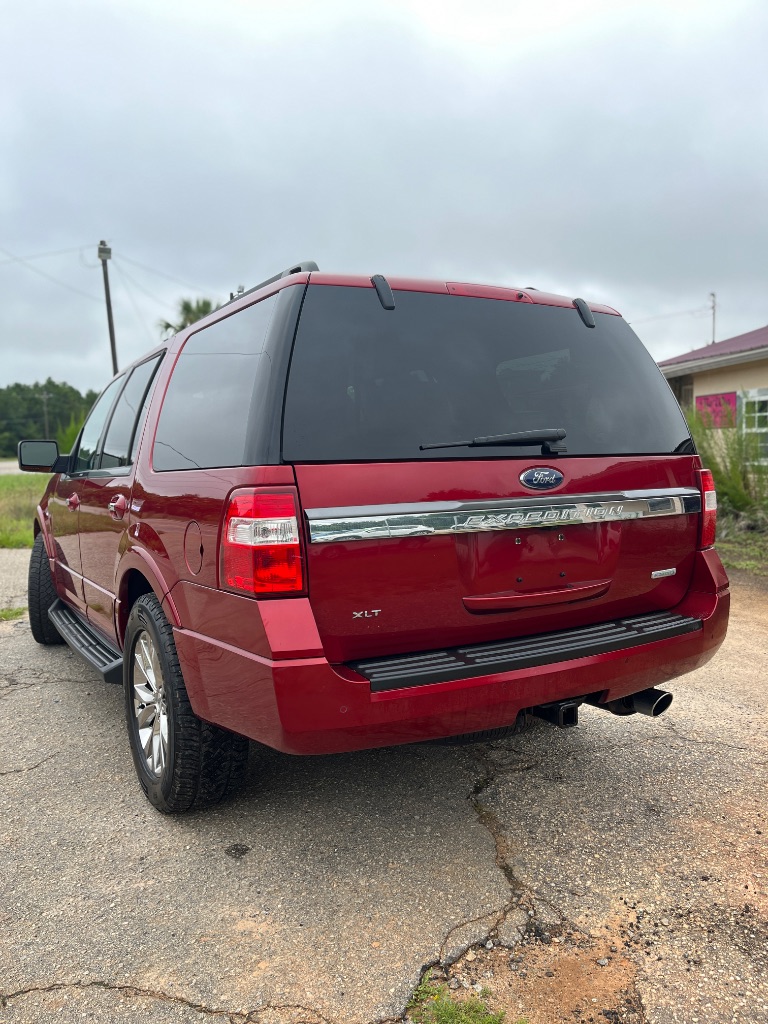 2016 Ford Expedition - $14,900