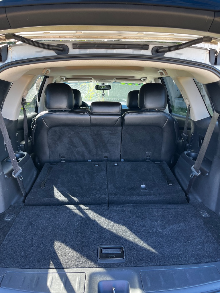 2015 Nissan Pathfinder - $8,900
