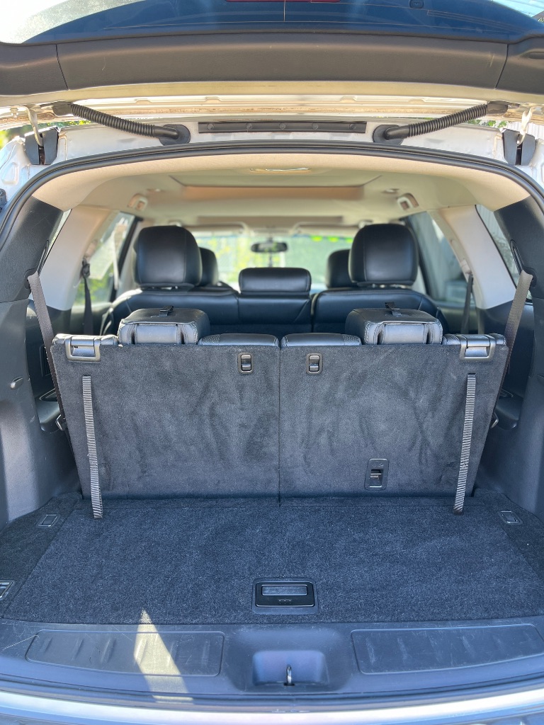 2015 Nissan Pathfinder - $8,900