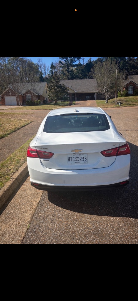 2018 Chevrolet Malibu - $11,995