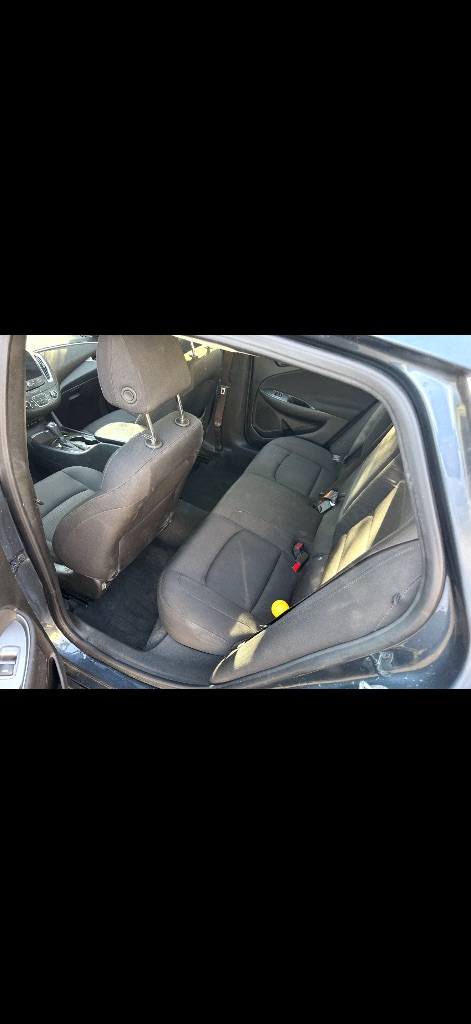 2020 Chevrolet Malibu - $8,800