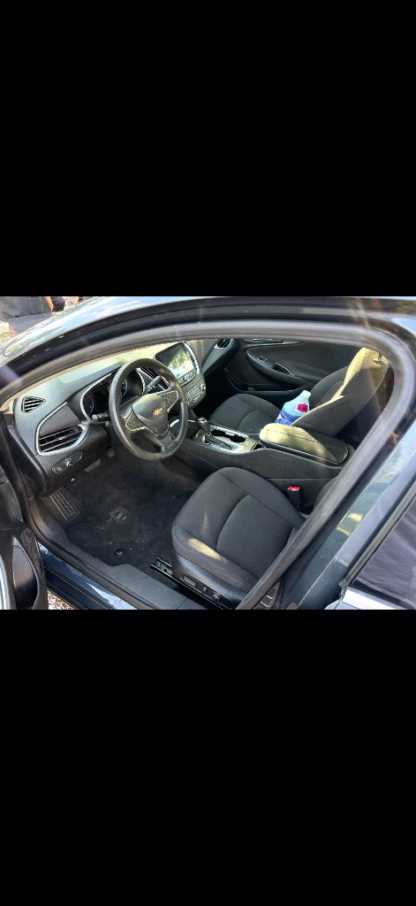 2020 Chevrolet Malibu - $8,800