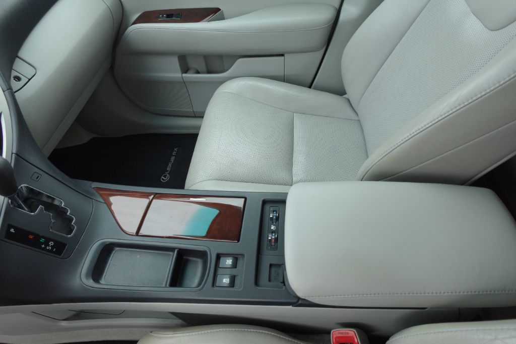 2012 Lexus RX - $12,995