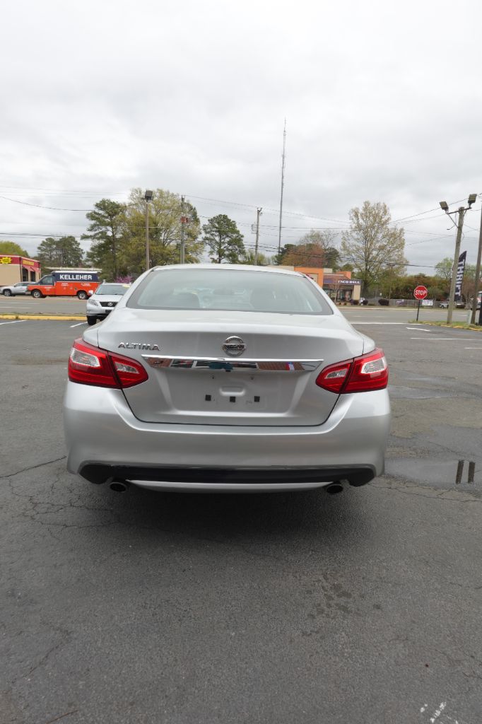 2017 Nissan Altima - $11,995