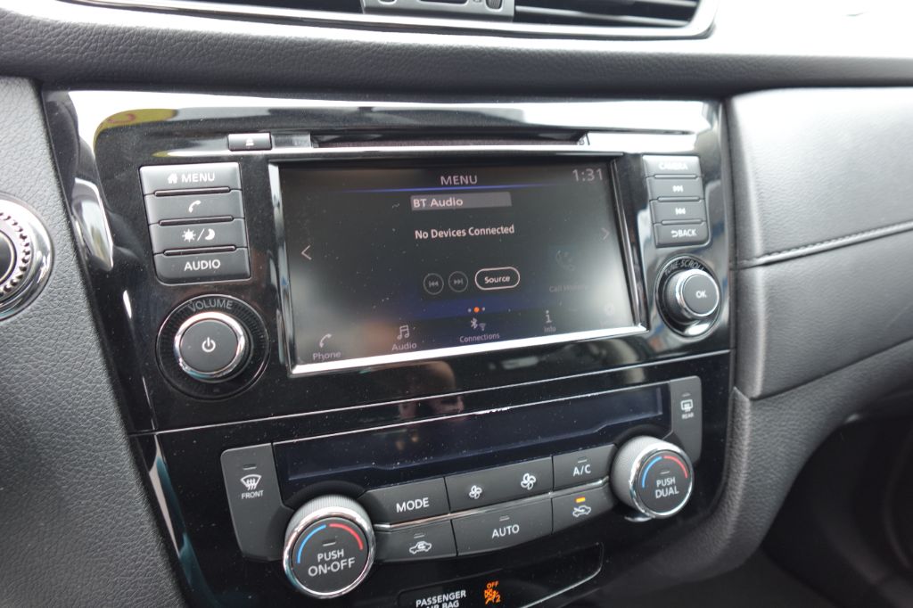 2018 Nissan Rogue - $15,995