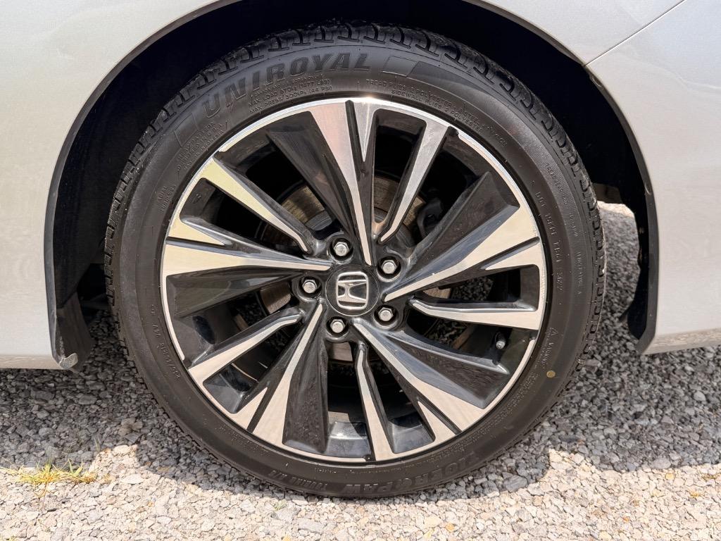 2017 Honda Accord - $11,500