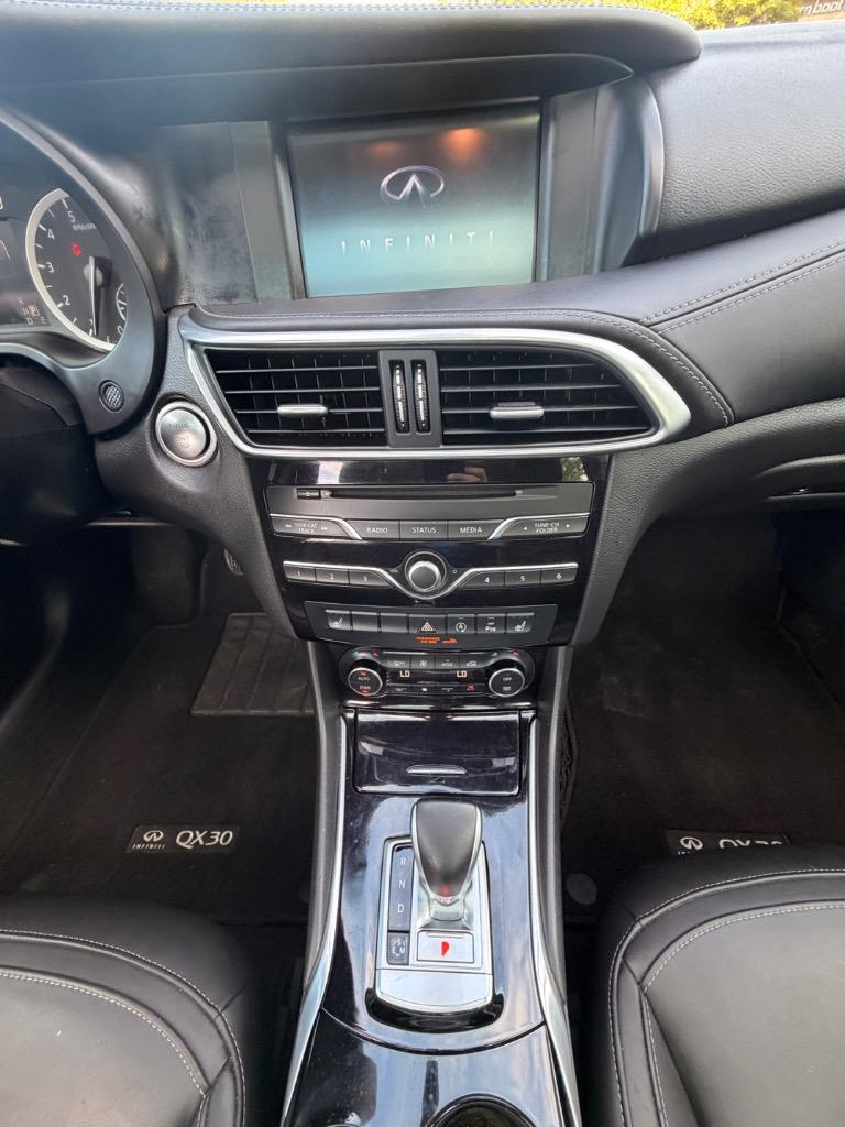 2017 INFINITI QX30 - $11,999