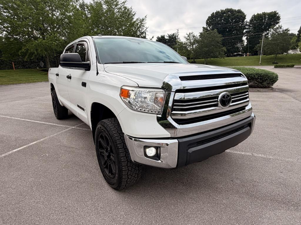 2017 Toyota Tundra - $19,500