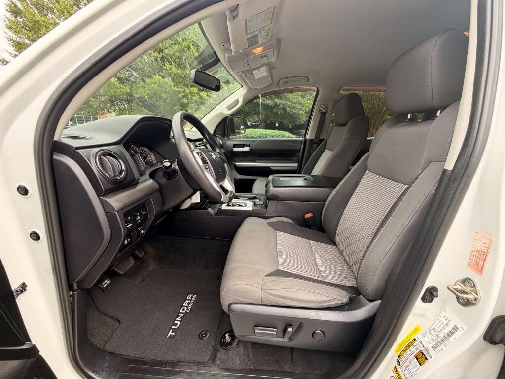 2017 Toyota Tundra - $19,500