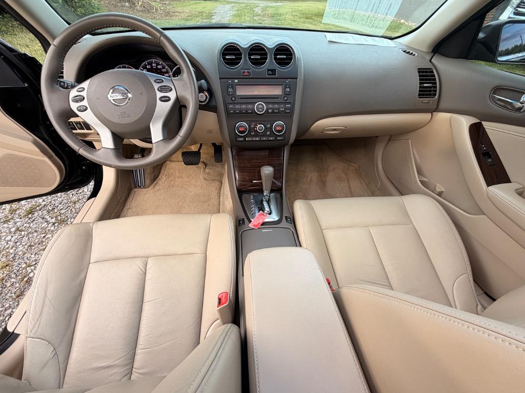 2011 Nissan Altima - $7,500