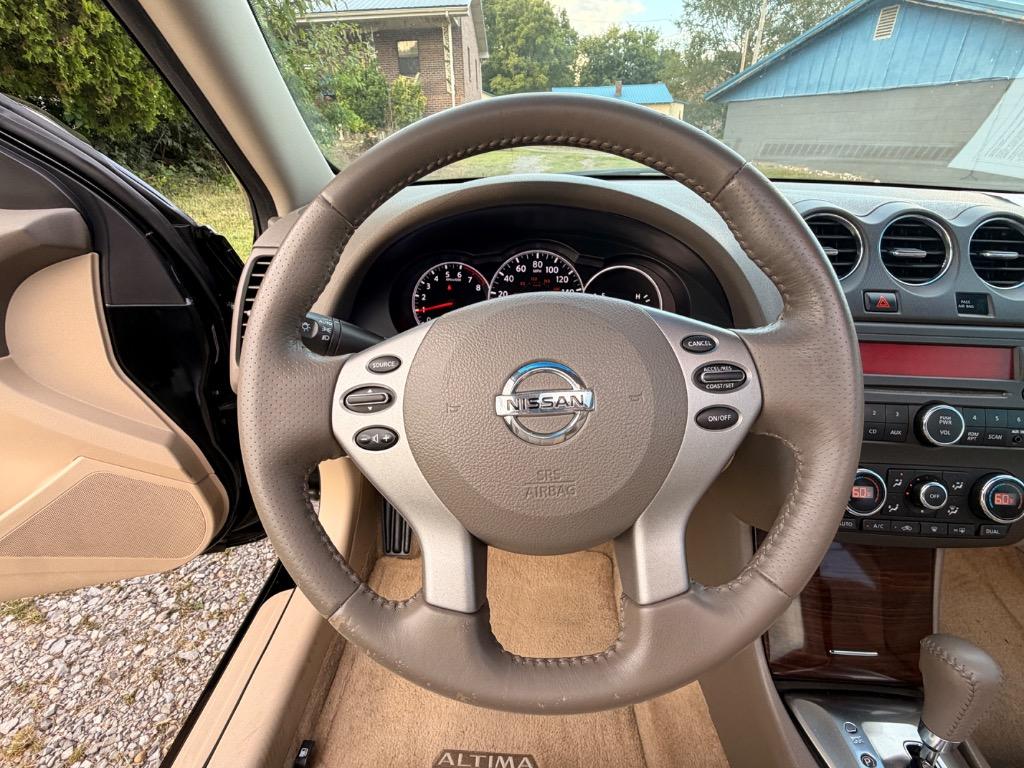 2011 Nissan Altima - $7,500