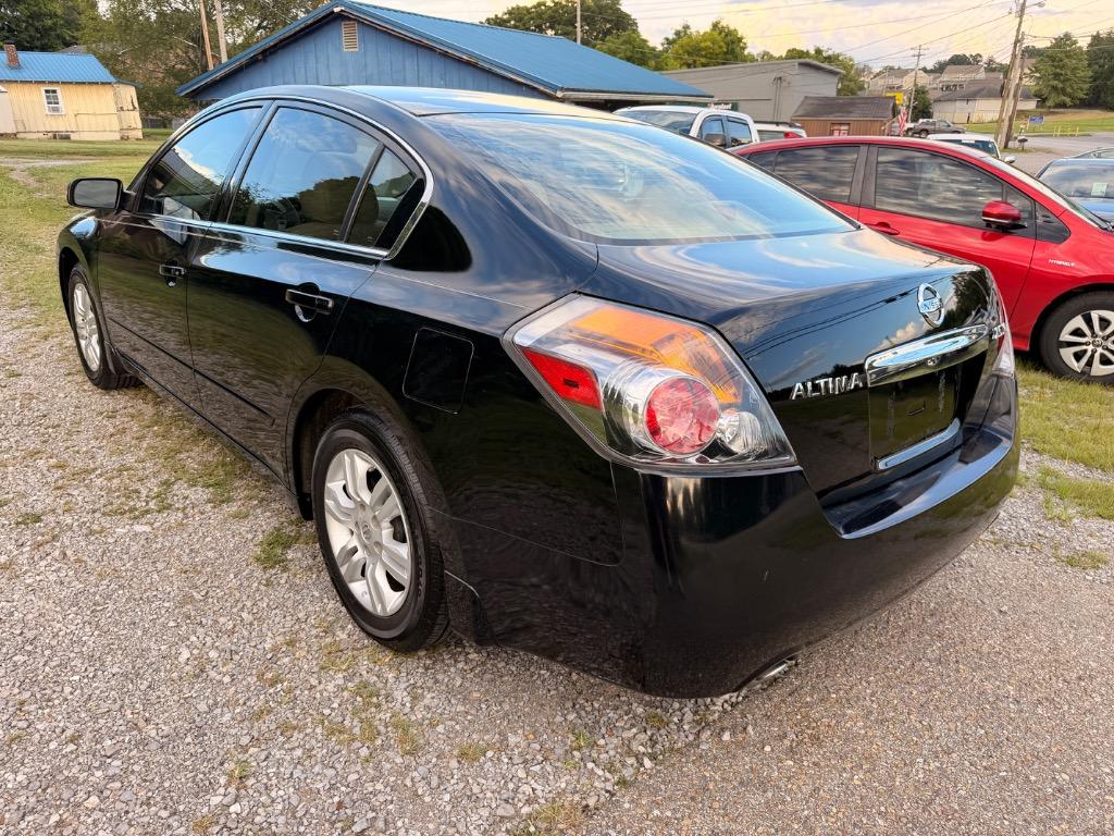 2011 Nissan Altima - $7,500