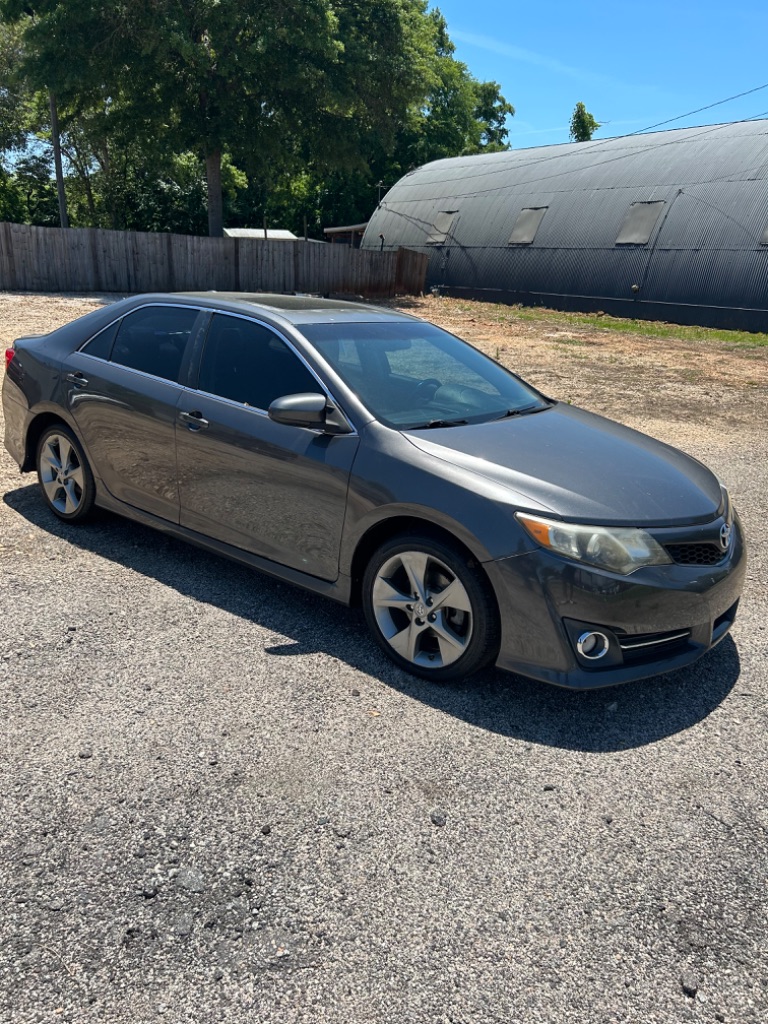 2012 Toyota Camry - $9,400