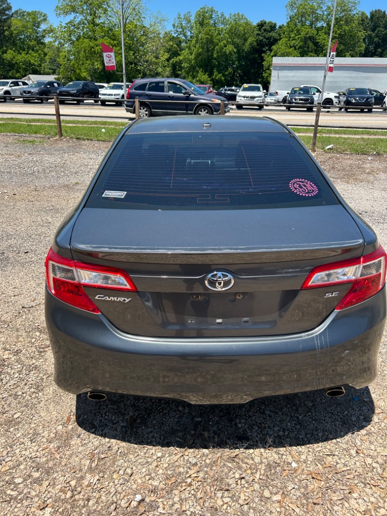2012 Toyota Camry - $9,400