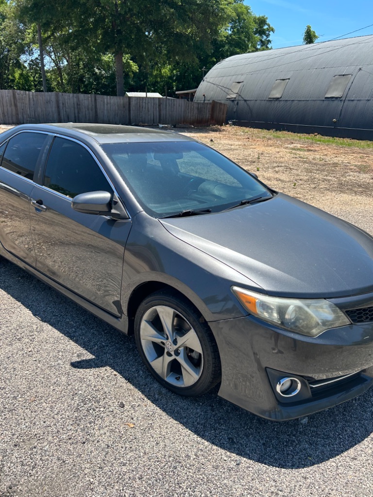 2012 Toyota Camry - $9,400