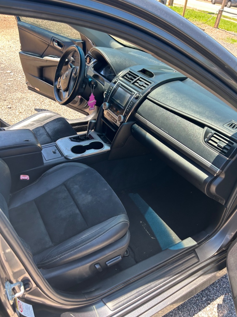 2012 Toyota Camry - $9,400