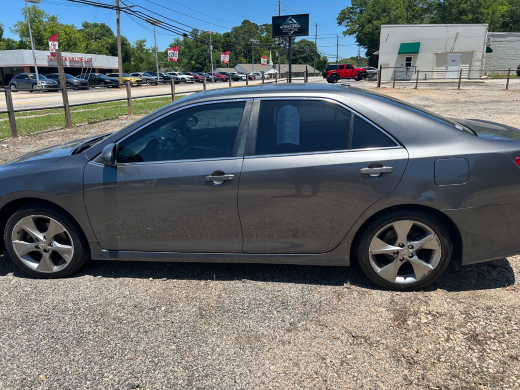 2012 Toyota Camry - $9,400