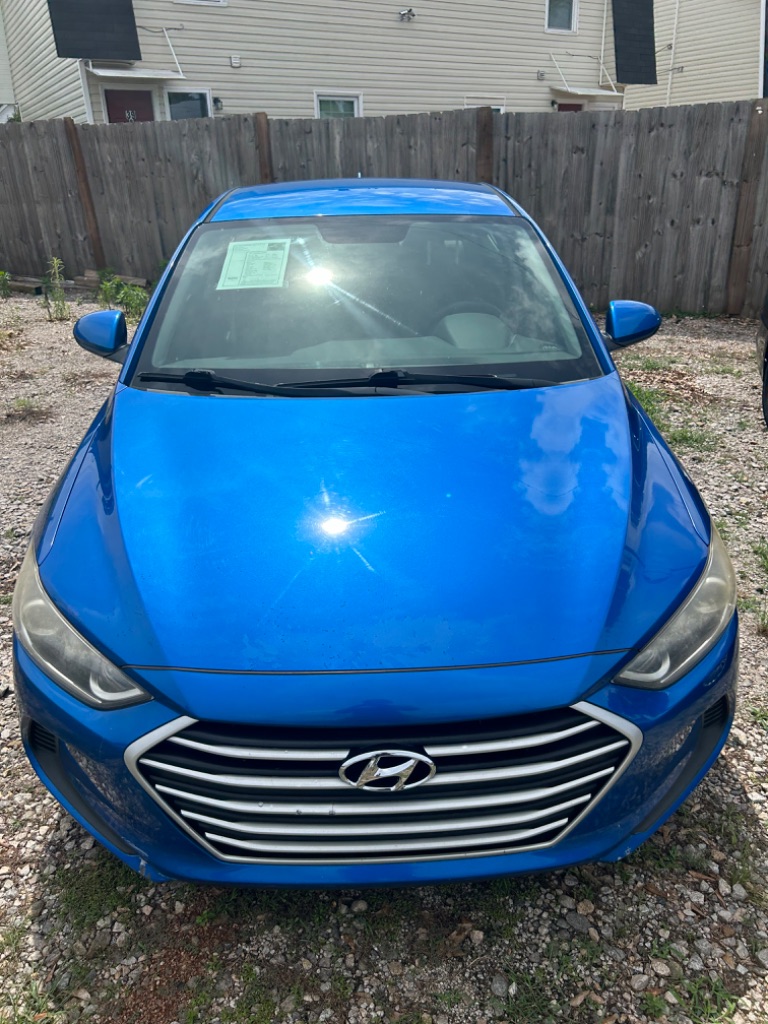 2017 Hyundai Elantra - $7,500