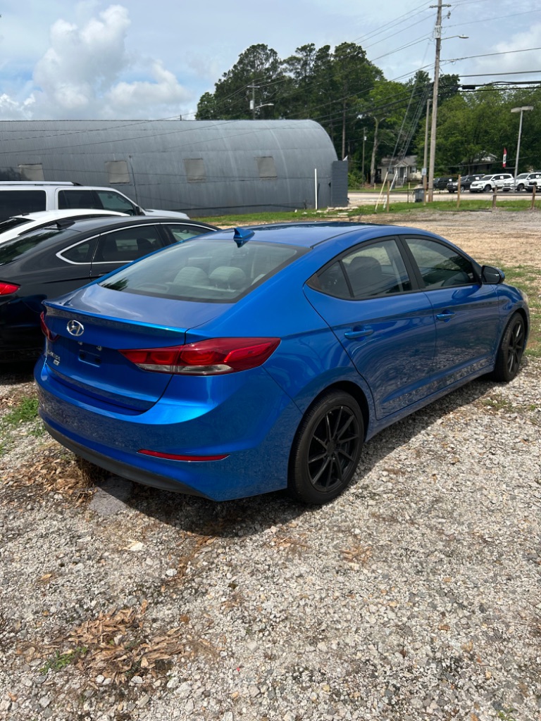 2017 Hyundai Elantra - $7,500