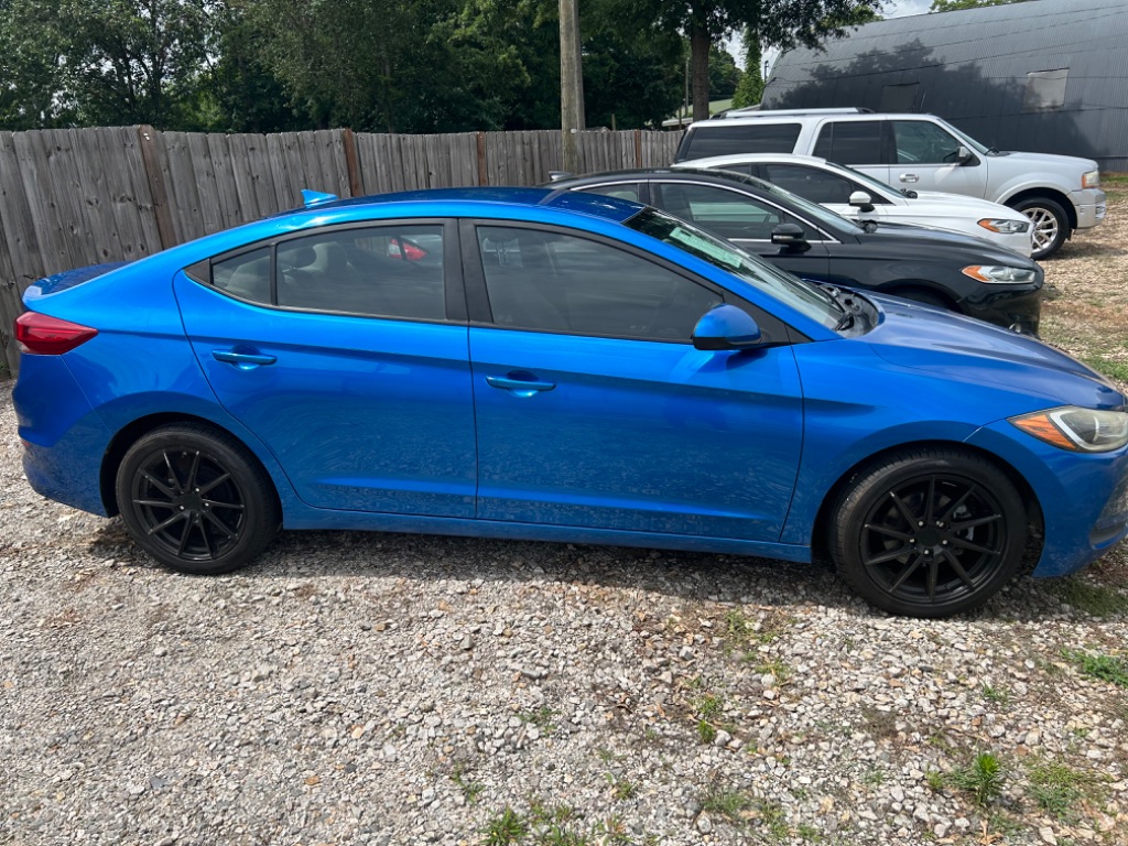 2017 Hyundai Elantra - $7,500