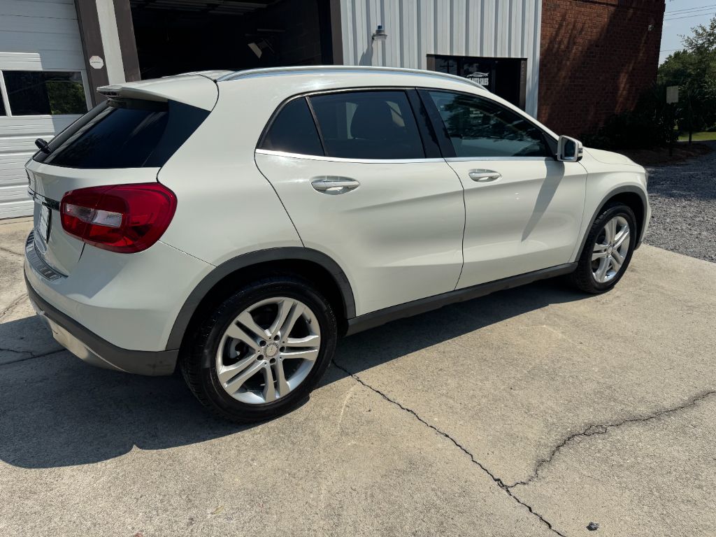 2018 Mercedes-Benz GLA - $12,995