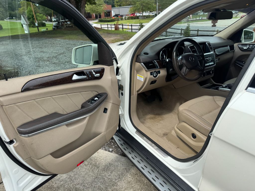 2014 Mercedes-Benz GL-Class - $12,699