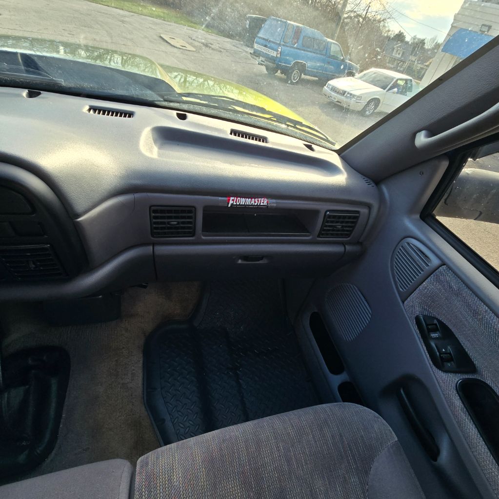 1997 Dodge Ram 1500 - $35,000