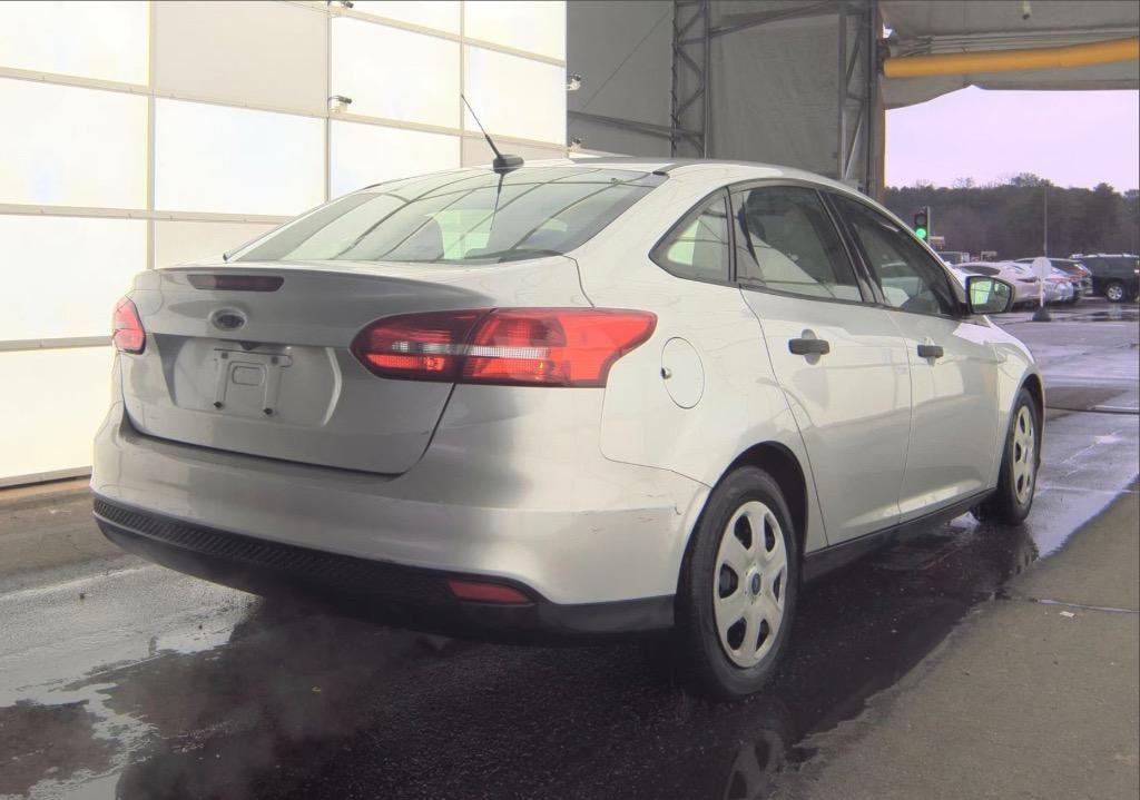 2018 Ford Focus - $3,999