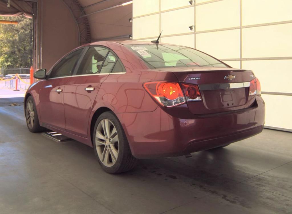 2011 Chevrolet Cruze - $3,500