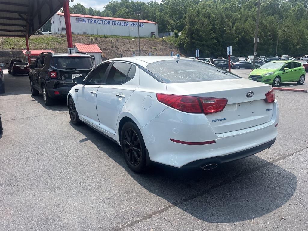 2015 Kia Optima - $11,575