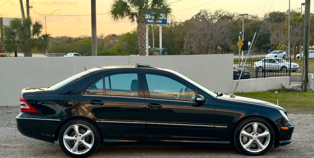 2006 Mercedes-Benz C-Class - $4,500