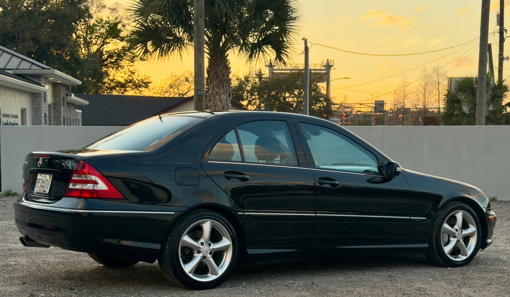 2006 Mercedes-Benz C-Class - $4,500