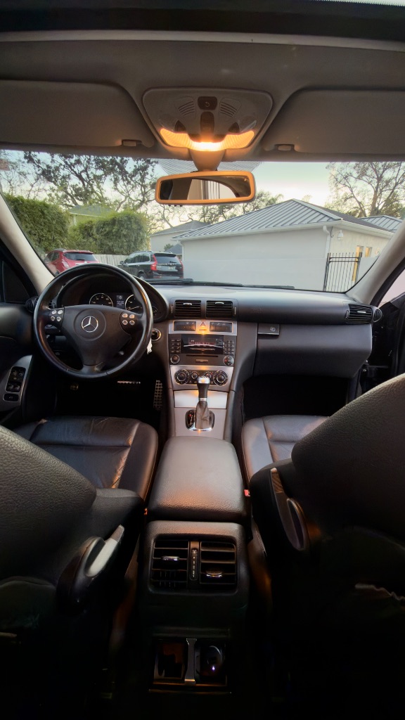 2006 Mercedes-Benz C-Class - $4,500