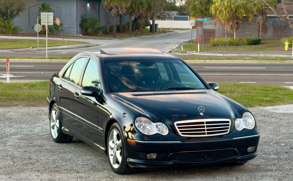 2006 Mercedes-Benz C-Class - $4,500