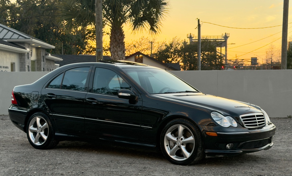 2006 Mercedes-Benz C-Class - $4,500