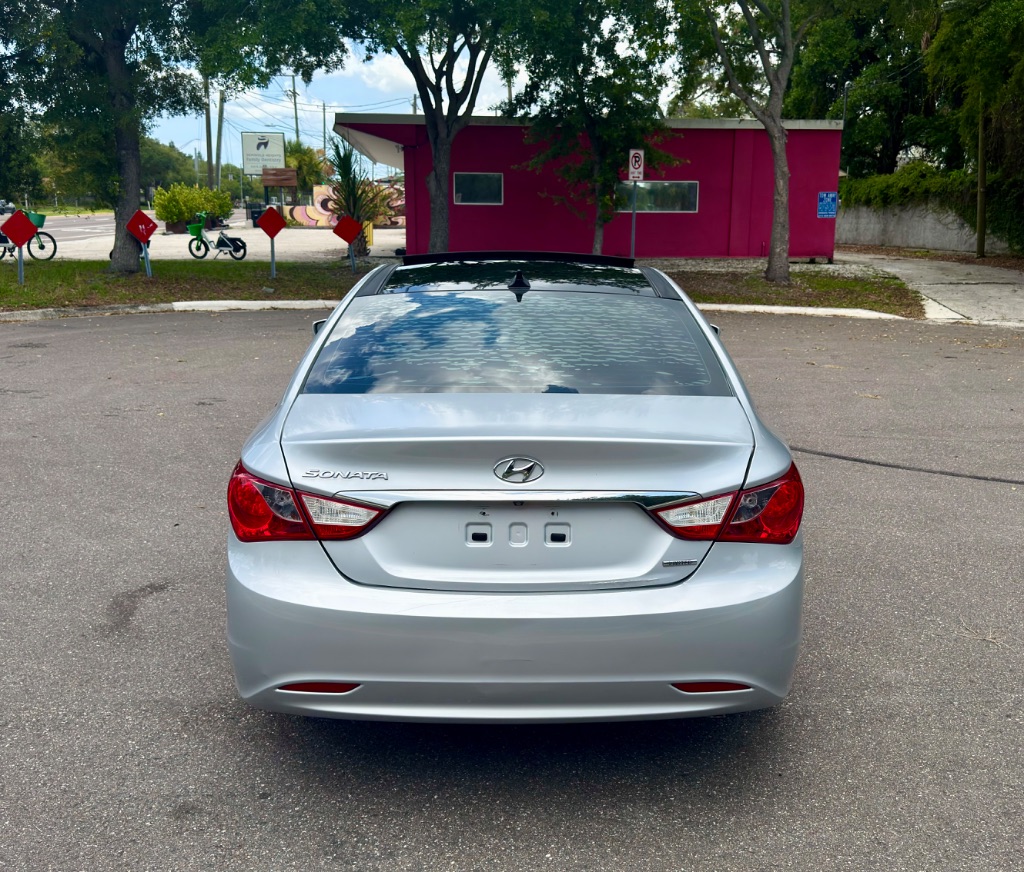 2013 Hyundai Sonata - $6,900