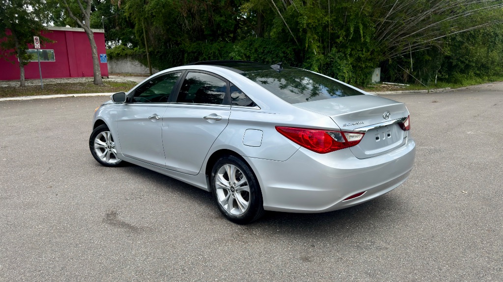 2013 Hyundai Sonata - $6,900