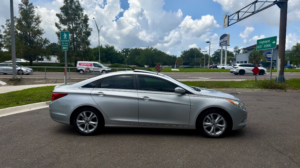 2013 Hyundai Sonata - $6,900