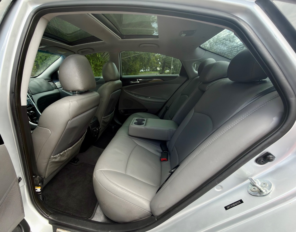 2013 Hyundai Sonata - $6,900