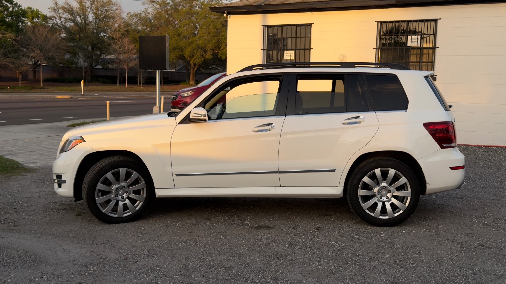 2014 Mercedes-Benz GLK-Class - $11,000