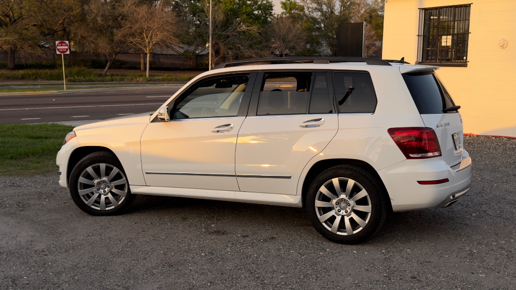2014 Mercedes-Benz GLK-Class - $11,000