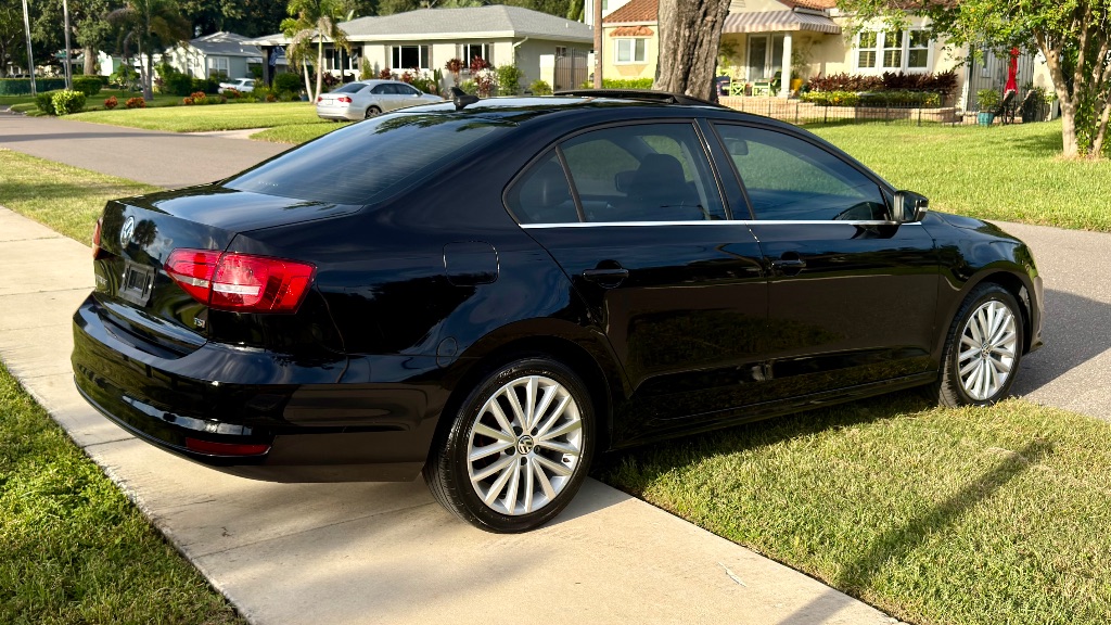 2015 Volkswagen Jetta - $6,450